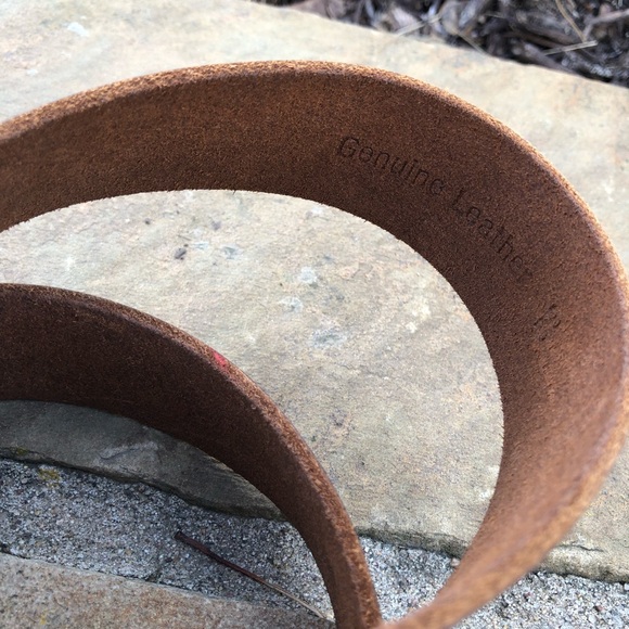 Timberland Tan Genuine Leather Belt. Brass Buckle Stamped 32. Unisex - Picture 7 of 8